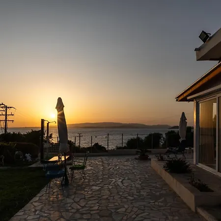 Lilian Just Steps From The Feriehus